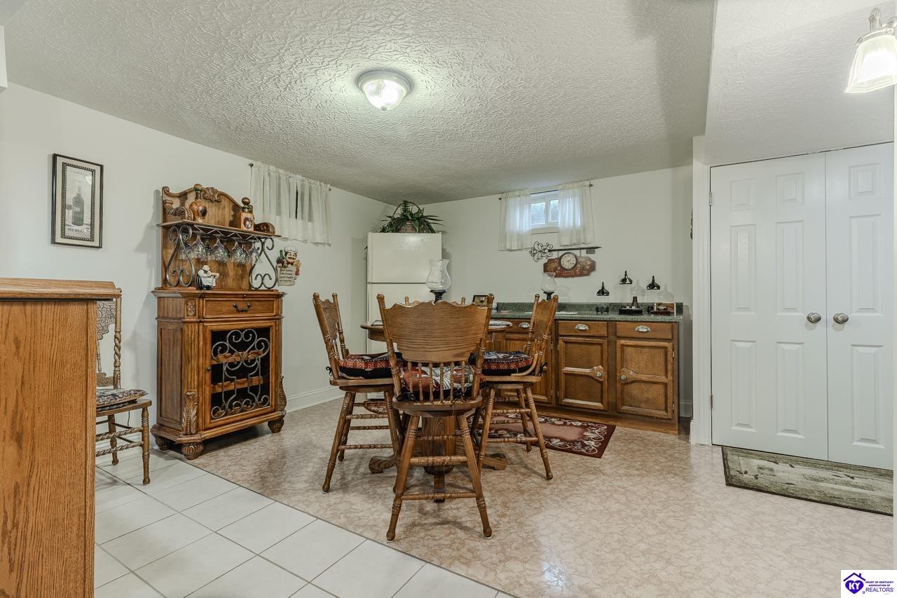 696 Pine Valley Drive