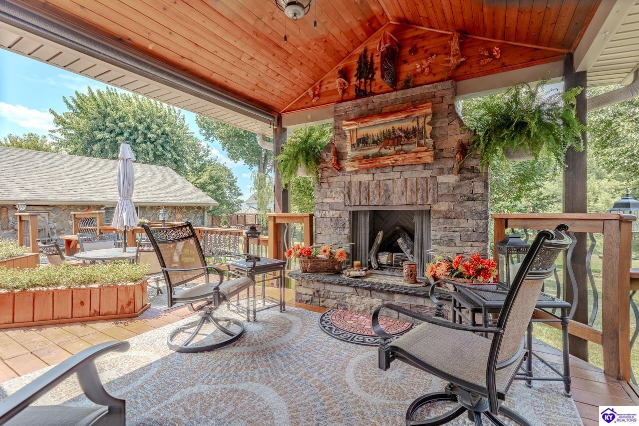 696 Pine Valley Drive
