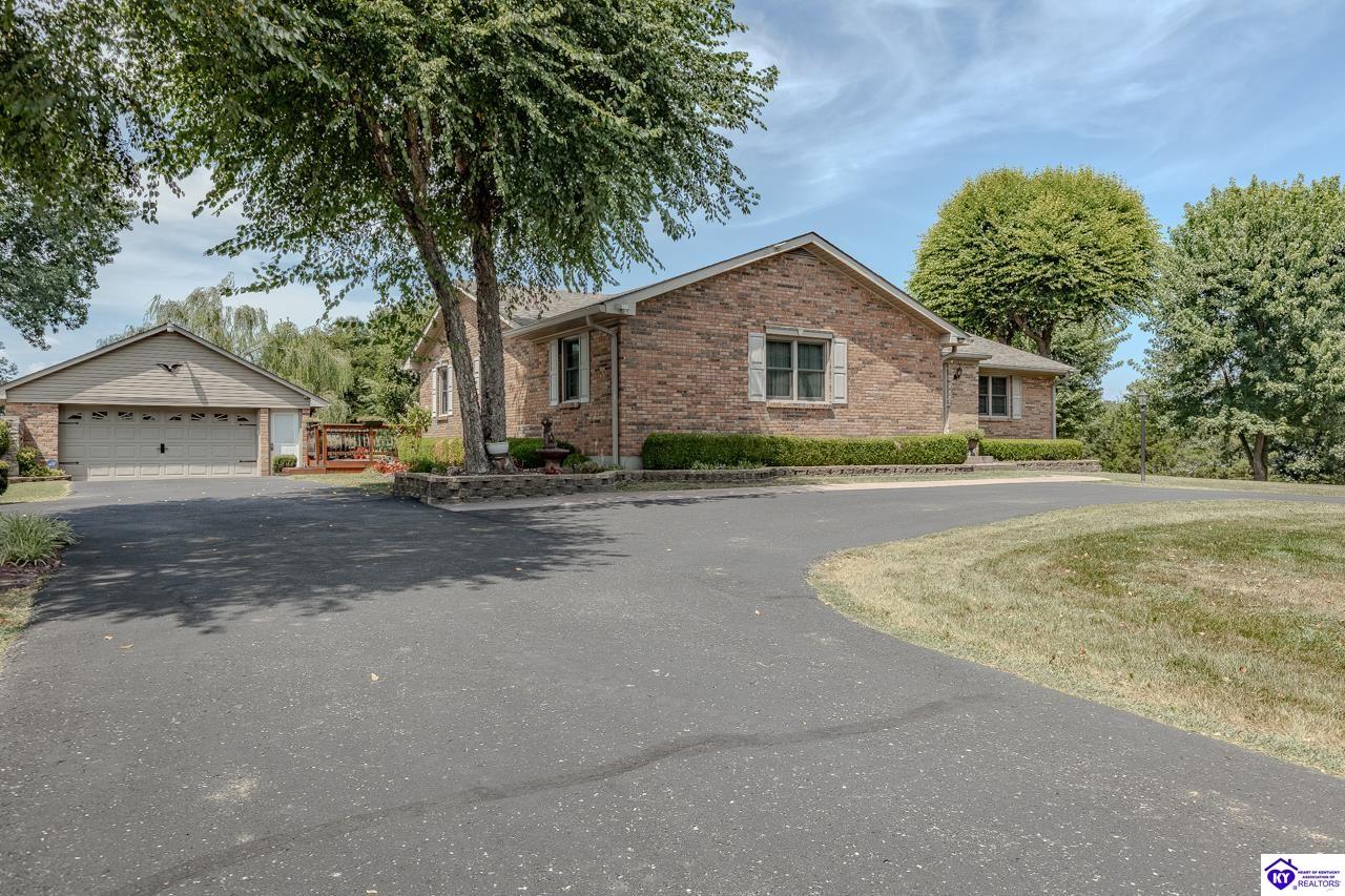 696 Pine Valley Drive