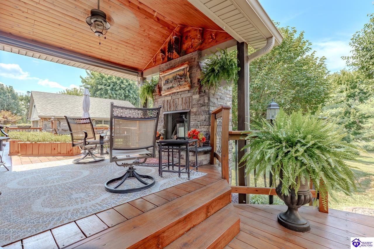 696 Pine Valley Drive