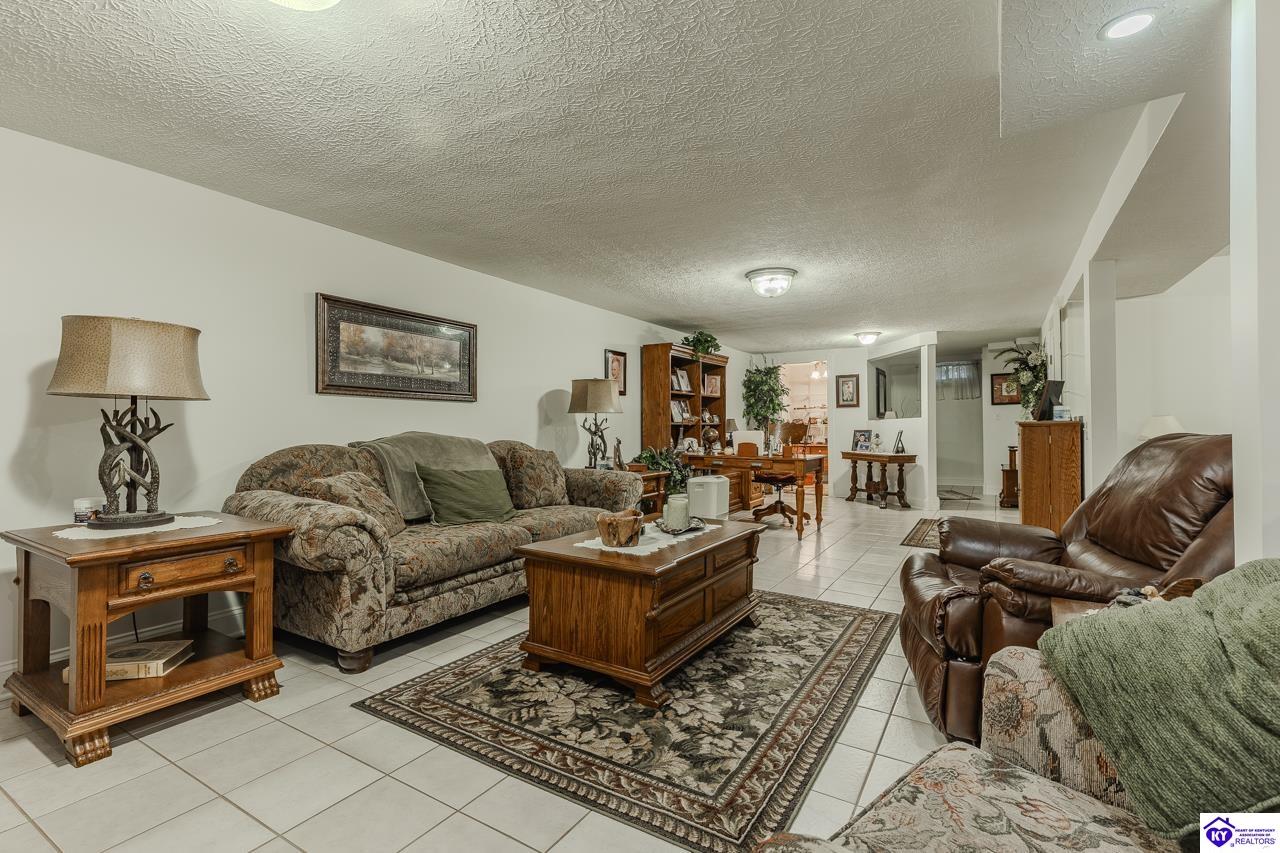 696 Pine Valley Drive