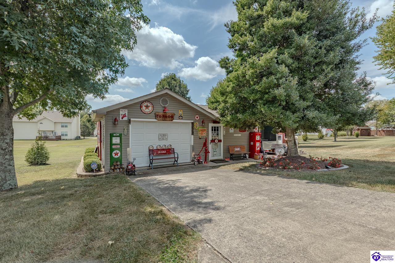 696 Pine Valley Drive
