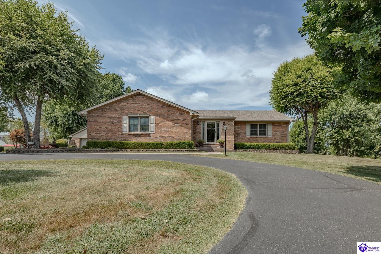 696 Pine Valley Drive
