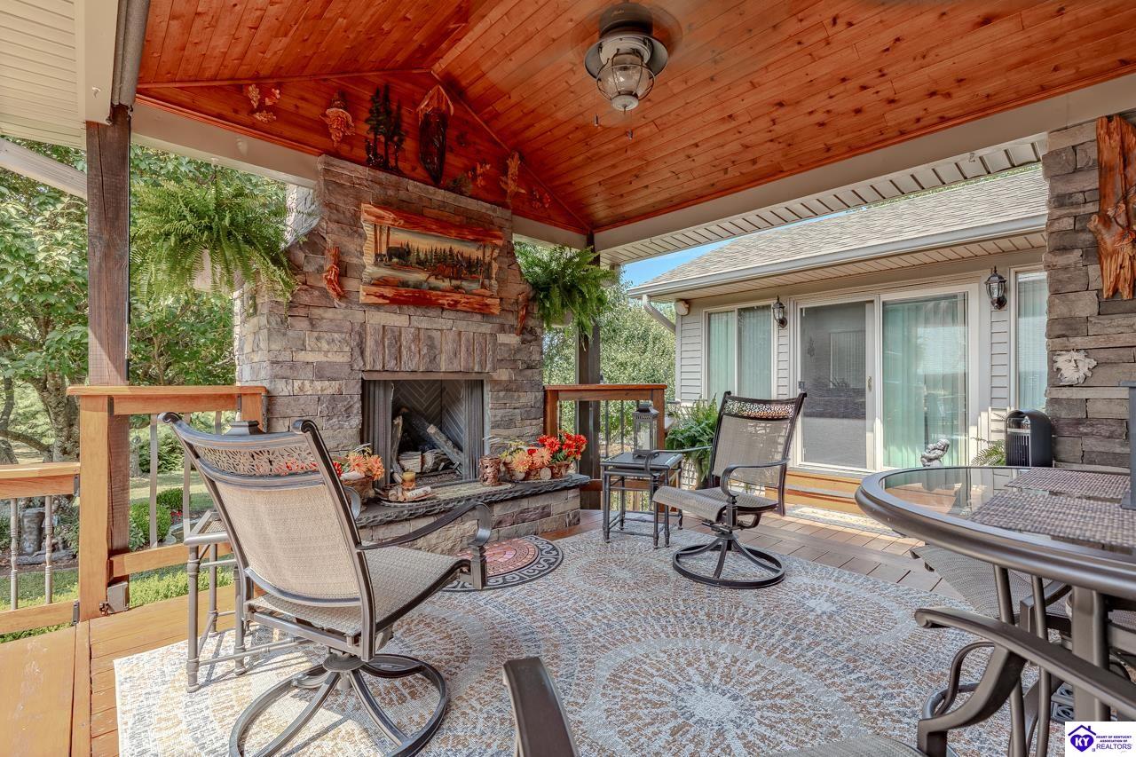 696 Pine Valley Drive