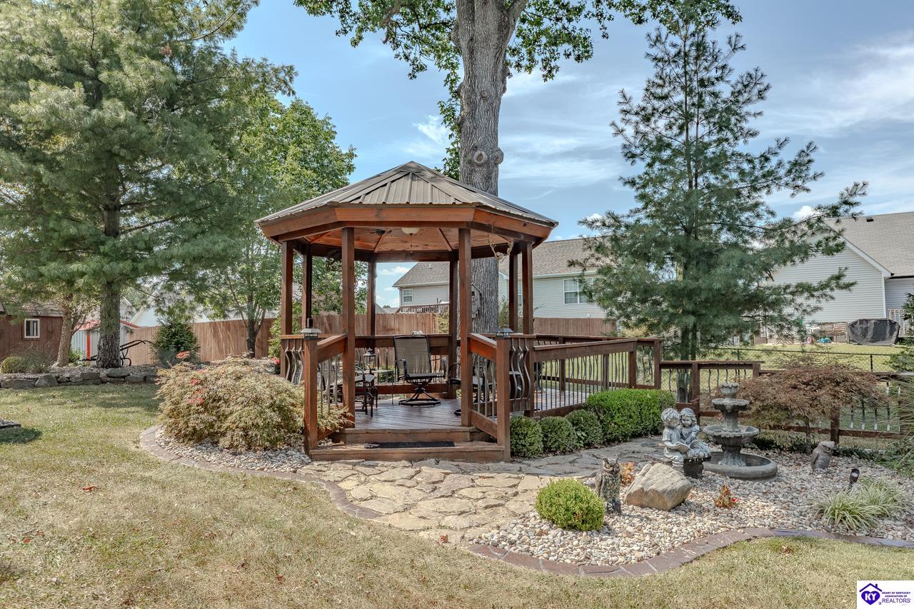 696 Pine Valley Drive