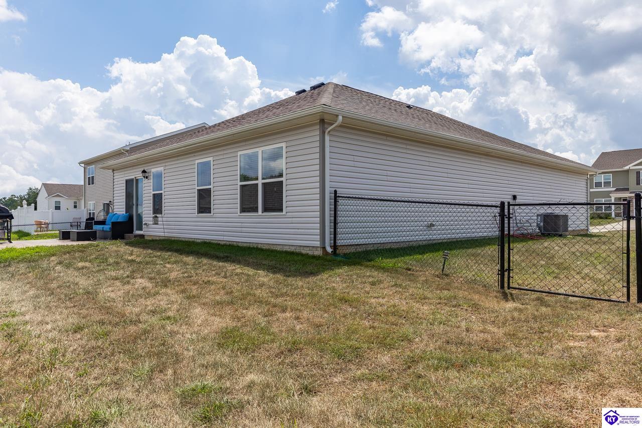 104 Oberon Ct
