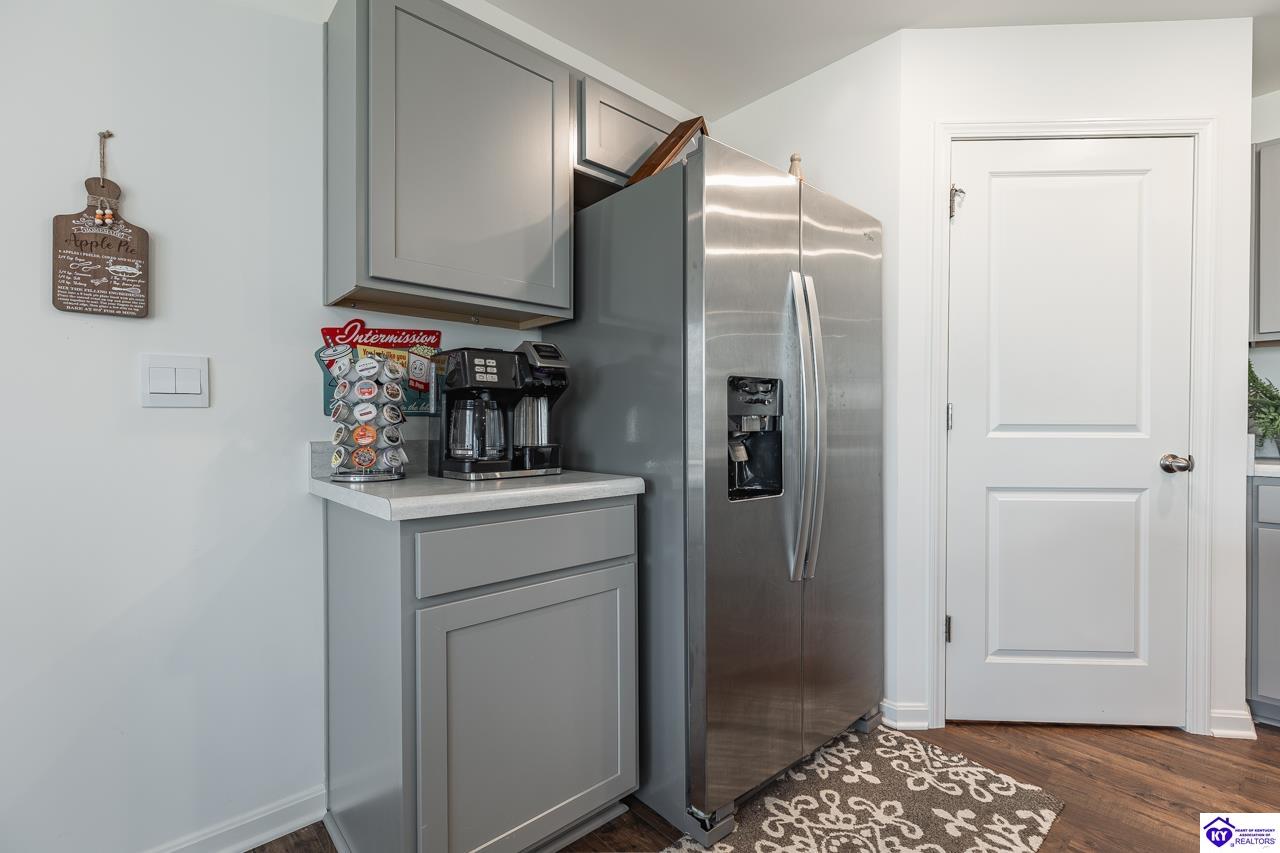 104 Oberon Ct