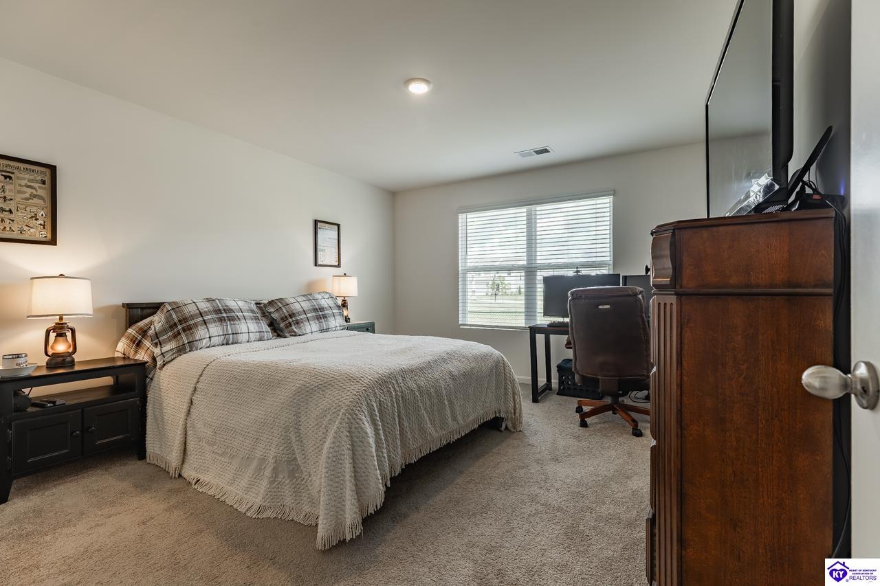 104 Oberon Ct
