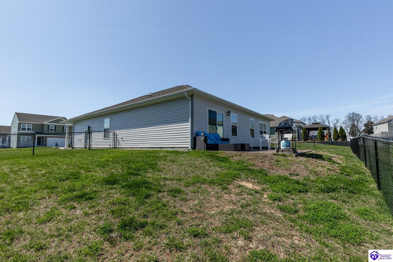 104 Oberon Ct