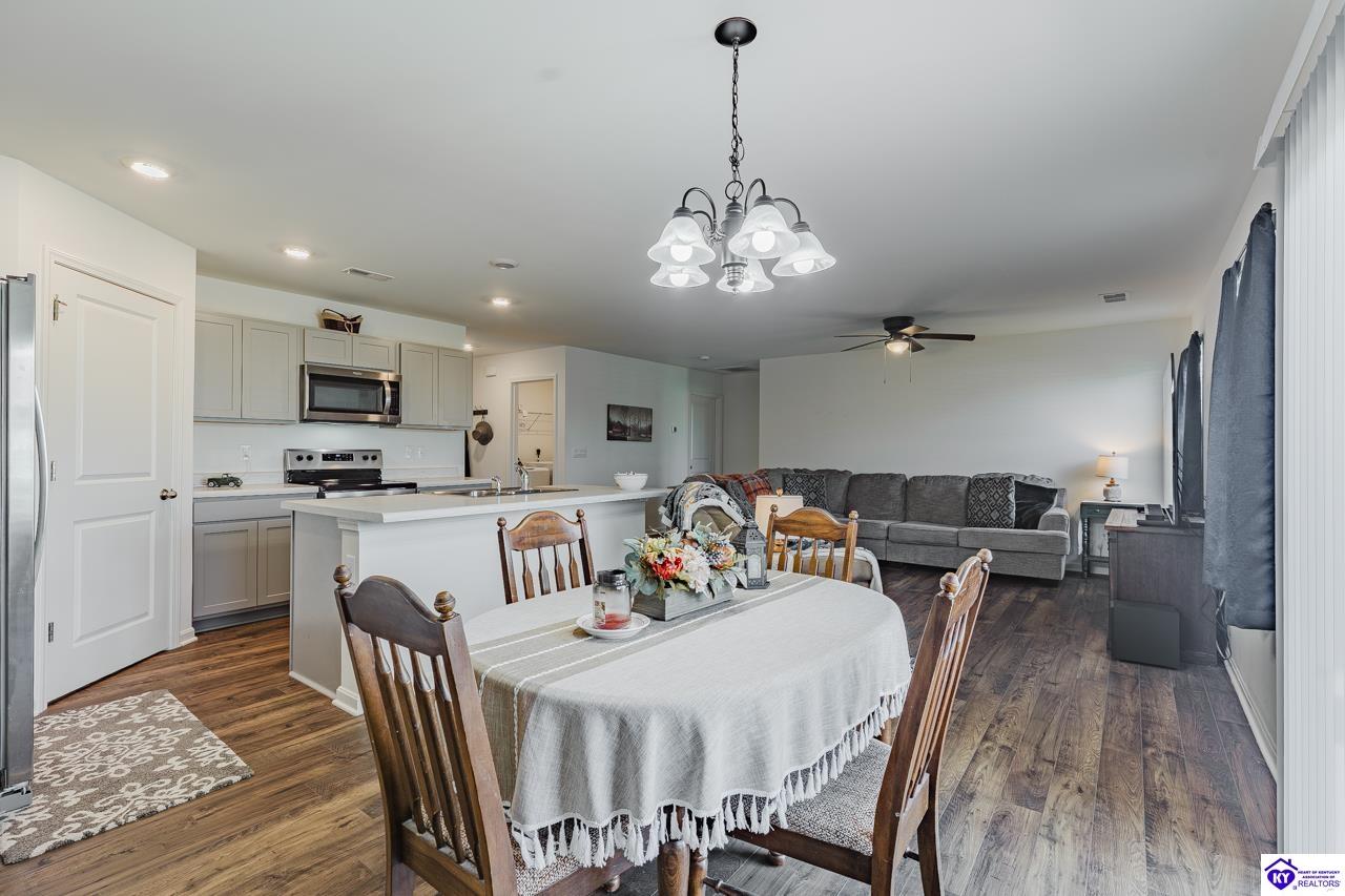 104 Oberon Ct