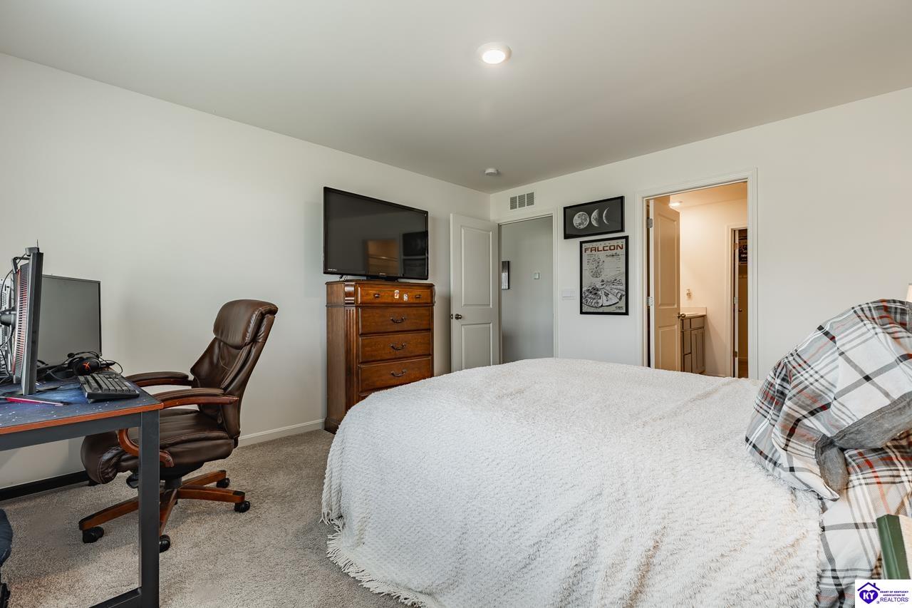 104 Oberon Ct