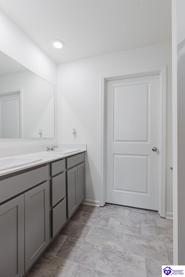 104 Oberon Ct
