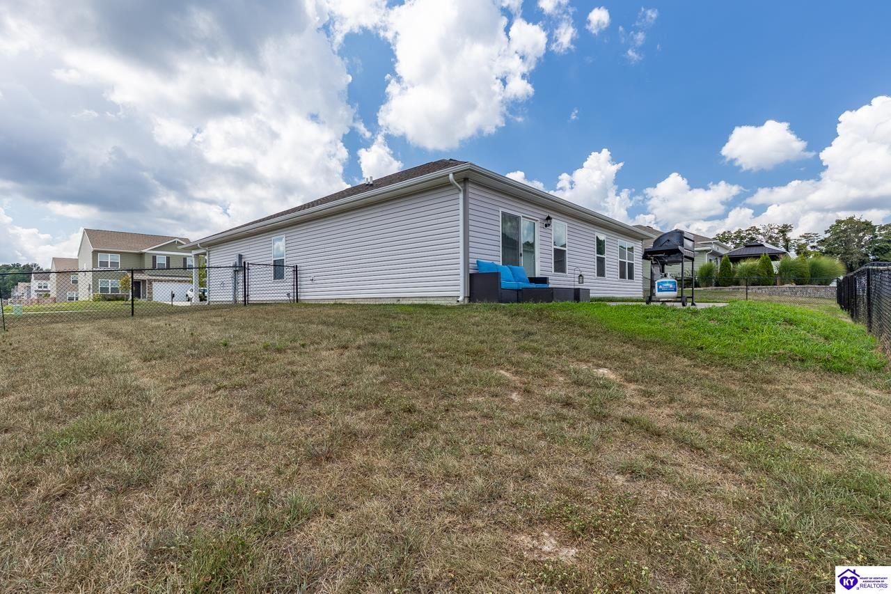 104 Oberon Ct