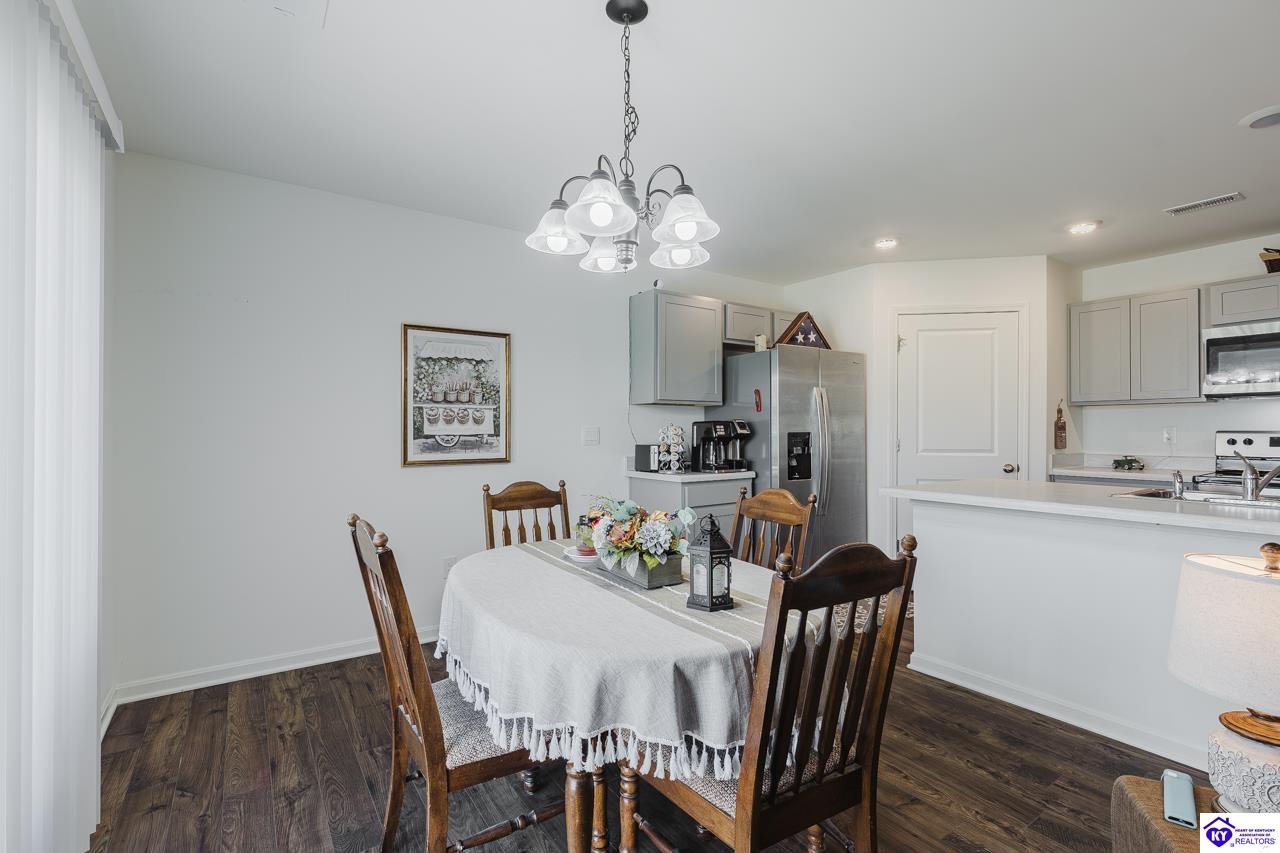 104 Oberon Ct