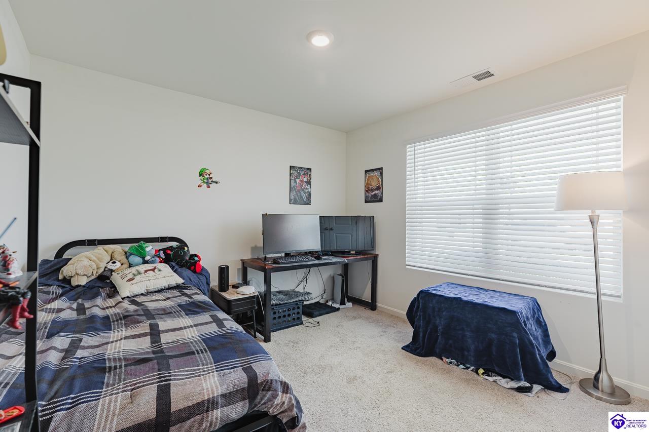 104 Oberon Ct