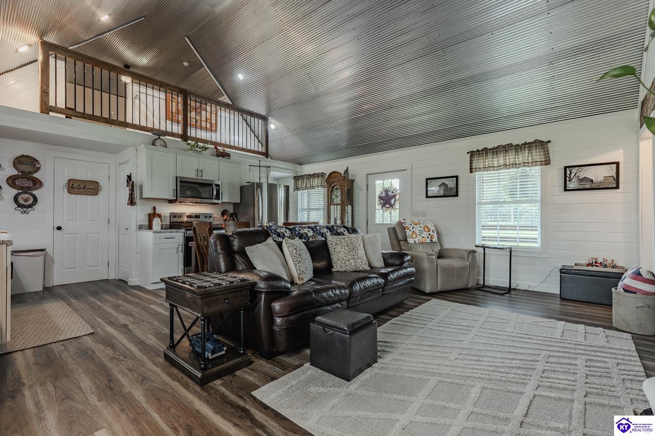 17423 Sonora Hardin Springs Road