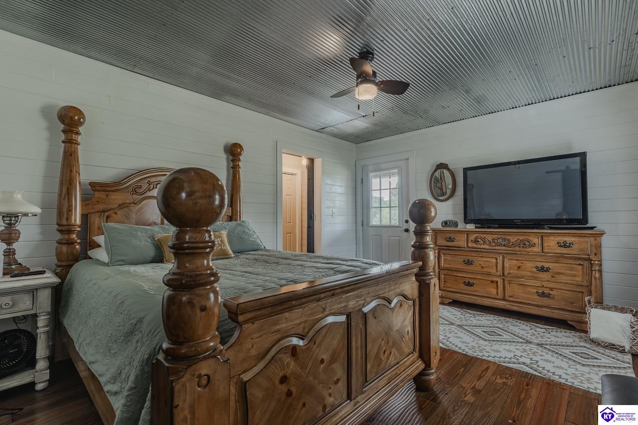 17423 Sonora Hardin Springs Road