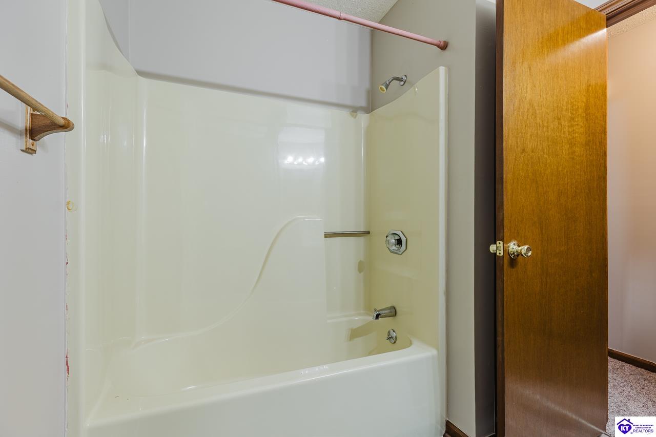 1900 Clearview Drive