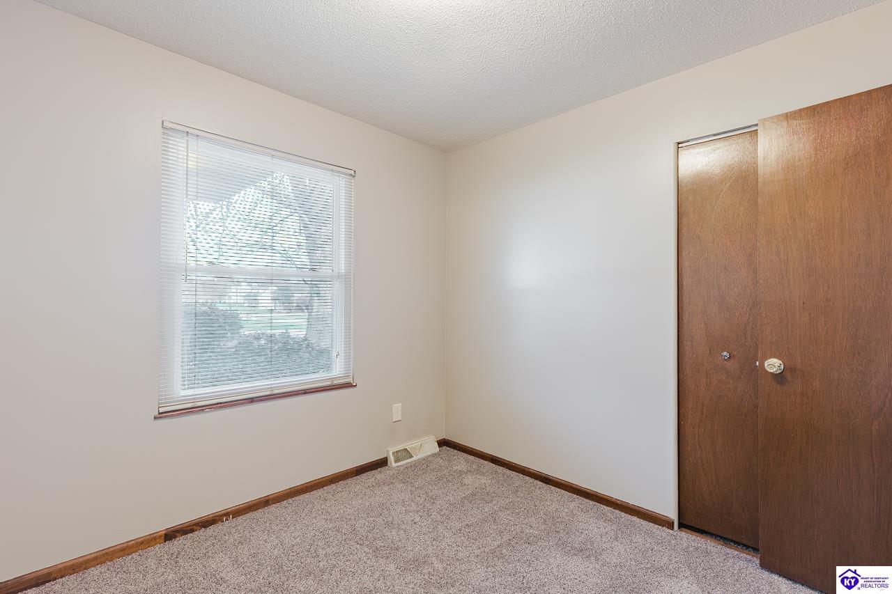 1900 Clearview Drive