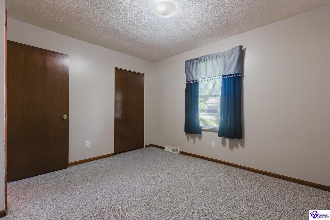 1900 Clearview Drive