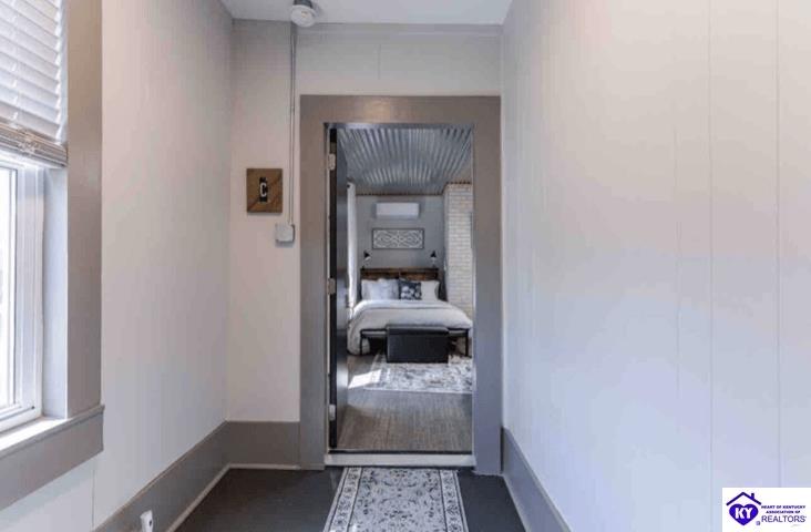 404 Washington Street