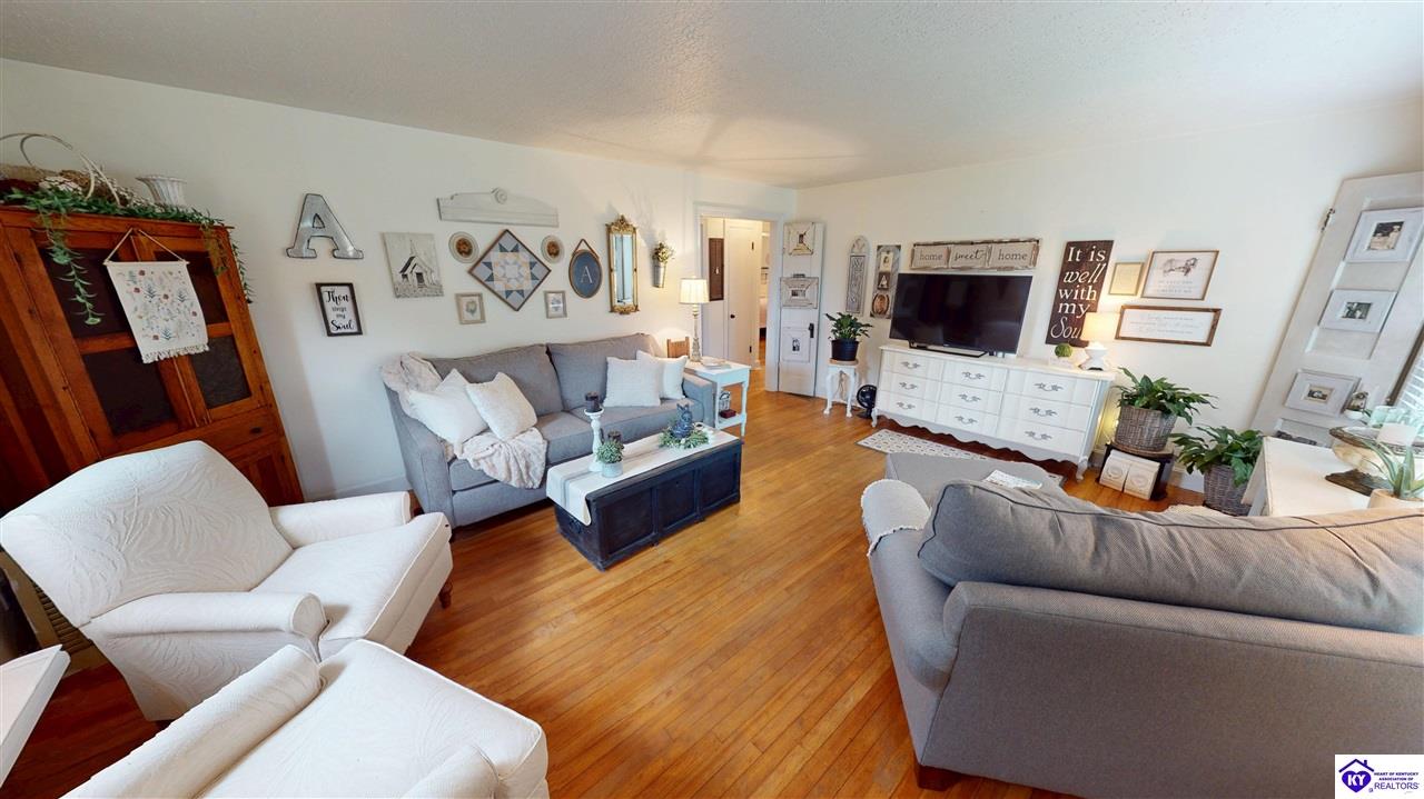 1445 Campbellsville Road