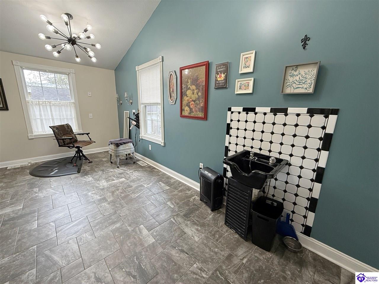 1445 Campbellsville Road