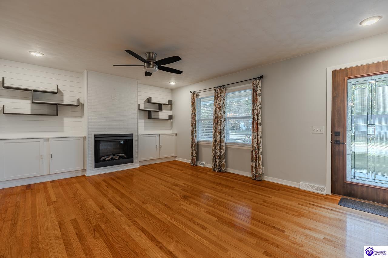 106 Westwood Drive