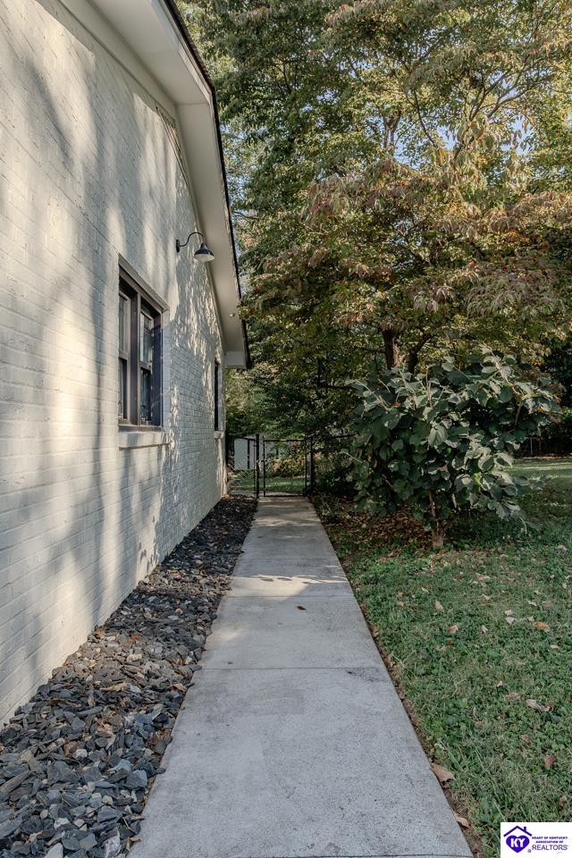 106 Westwood Drive