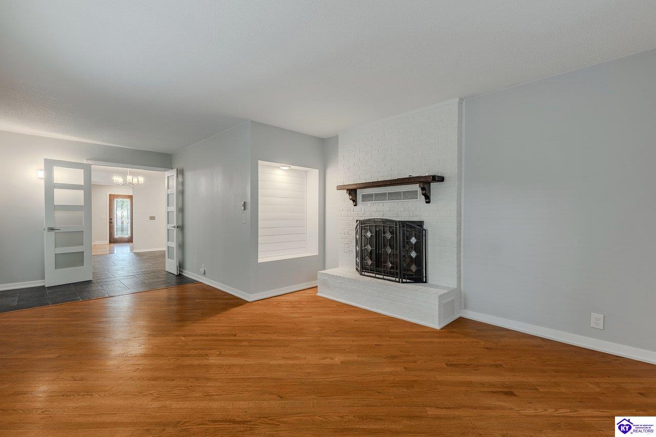 106 Westwood Drive