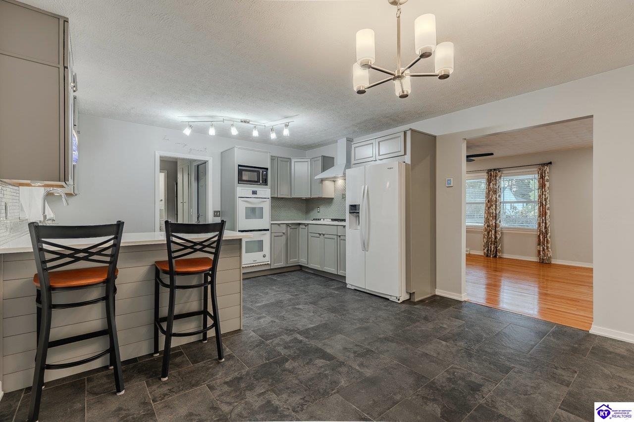 106 Westwood Drive