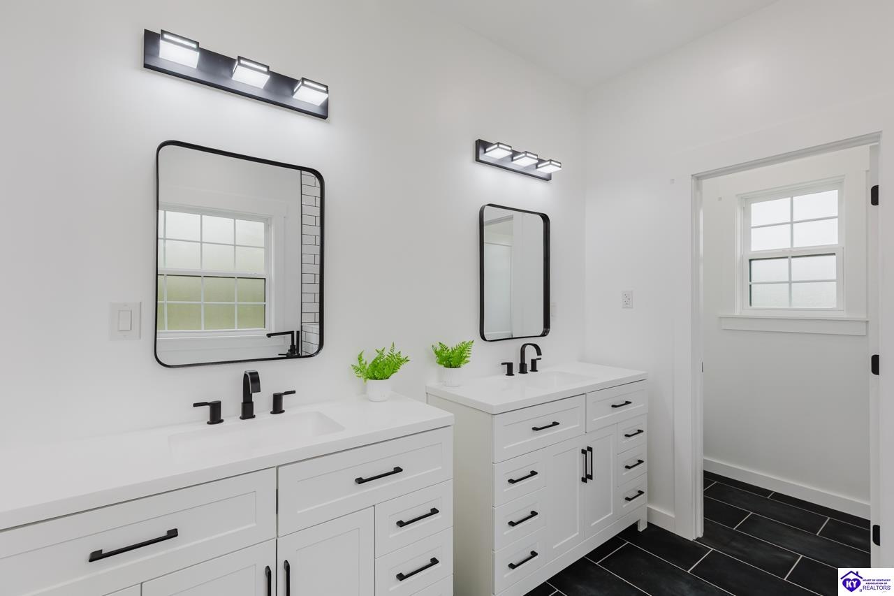 591 Palmetto Loop