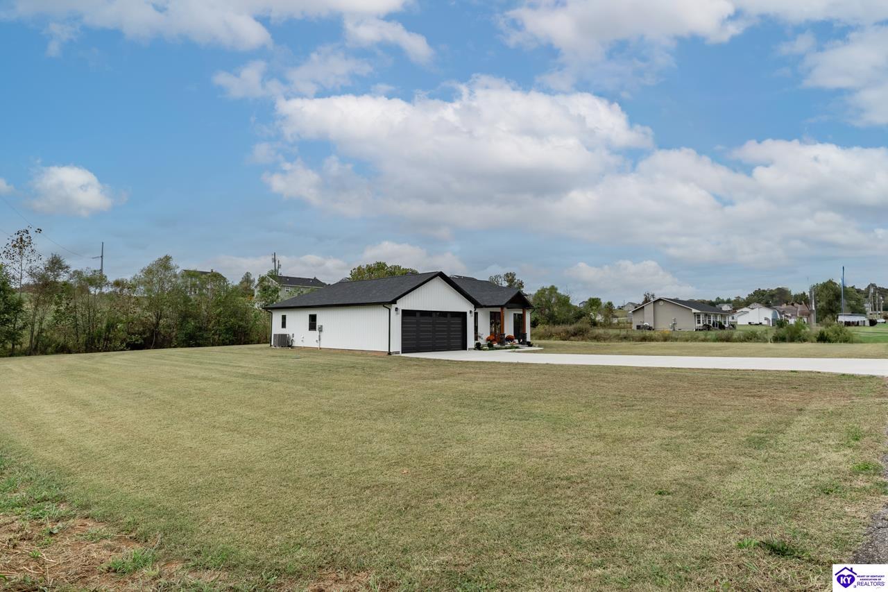 591 Palmetto Loop