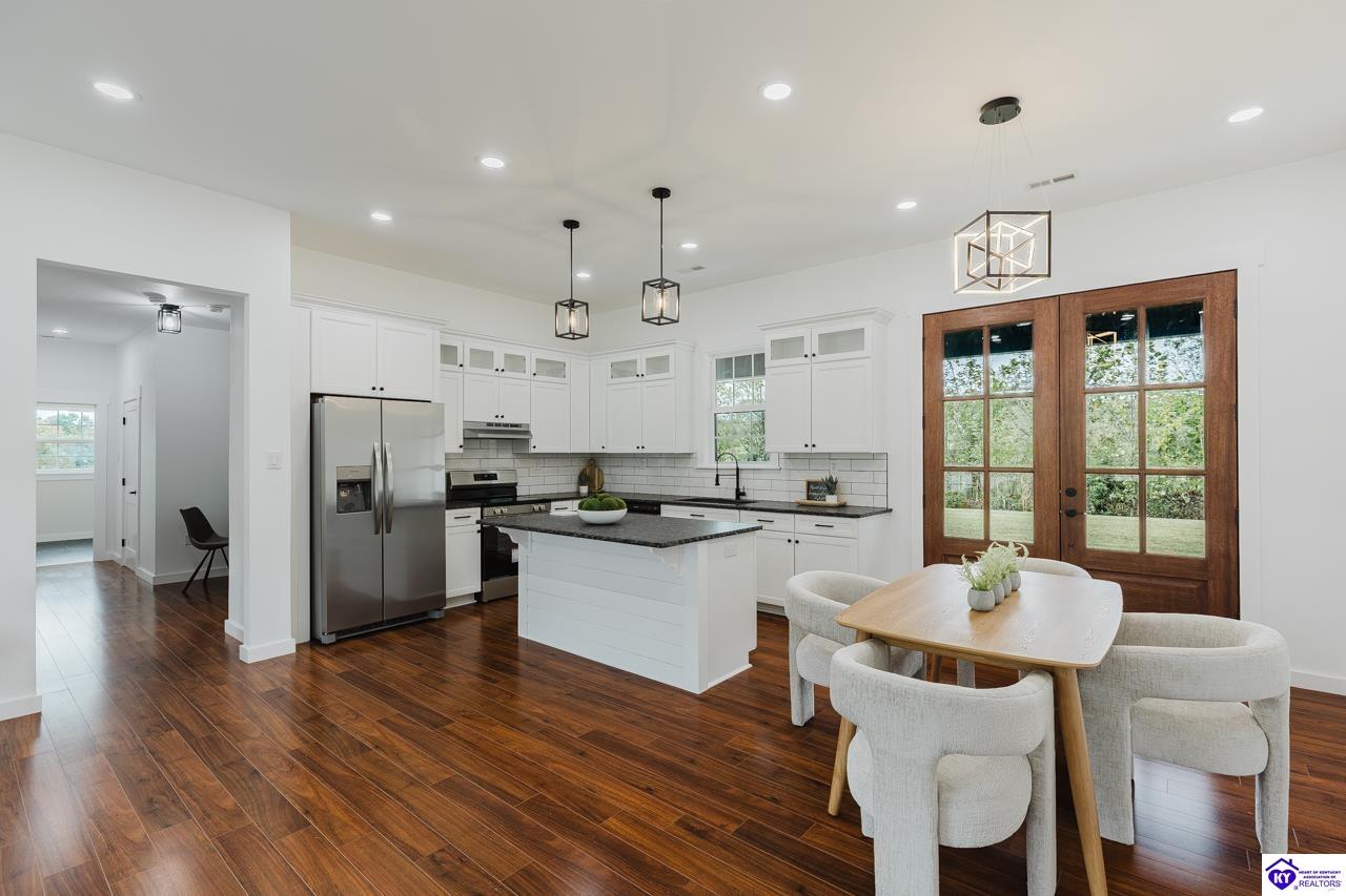 591 Palmetto Loop