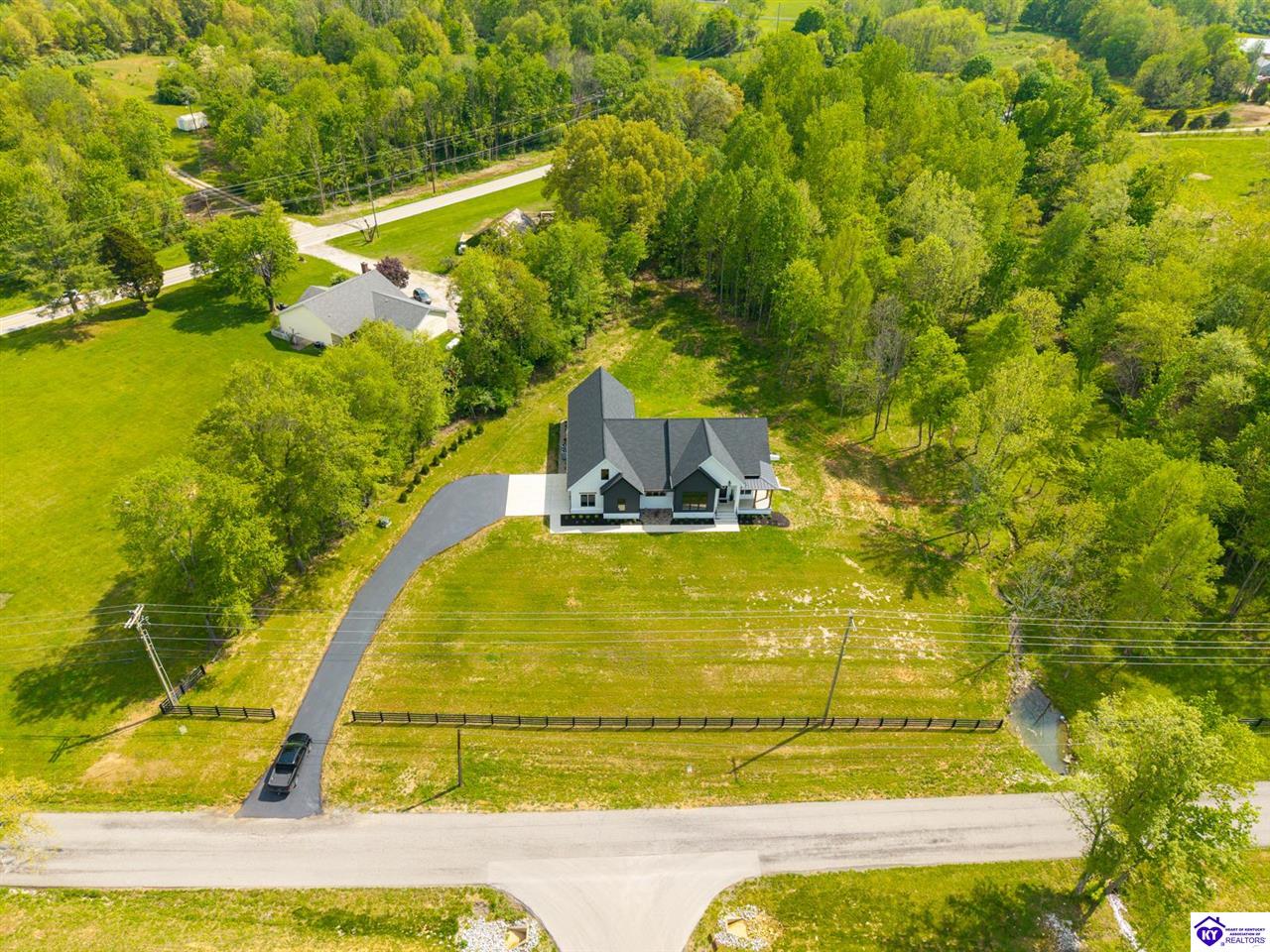 2045 W Rhudes Creek Road