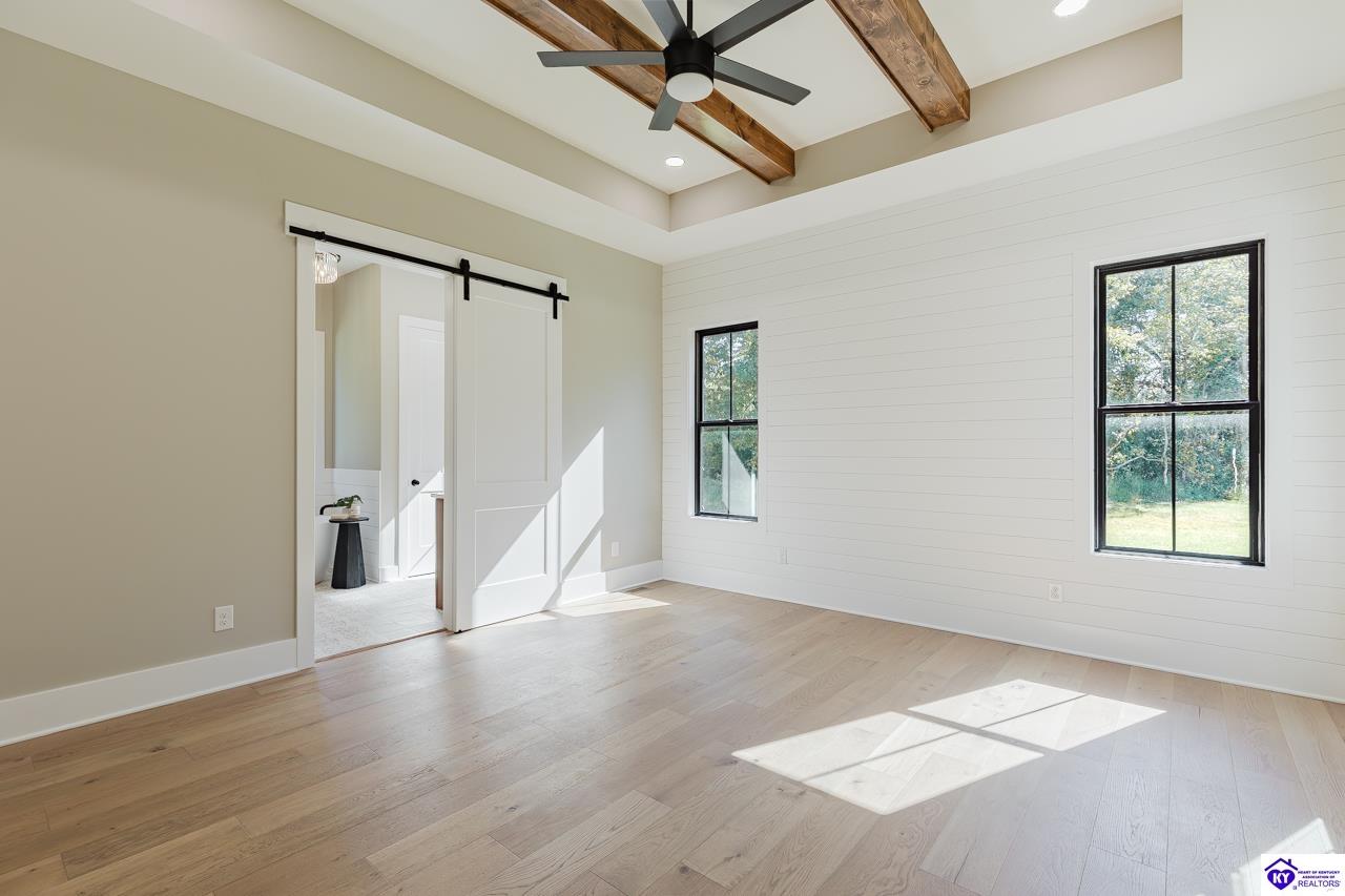 2045 W Rhudes Creek Road