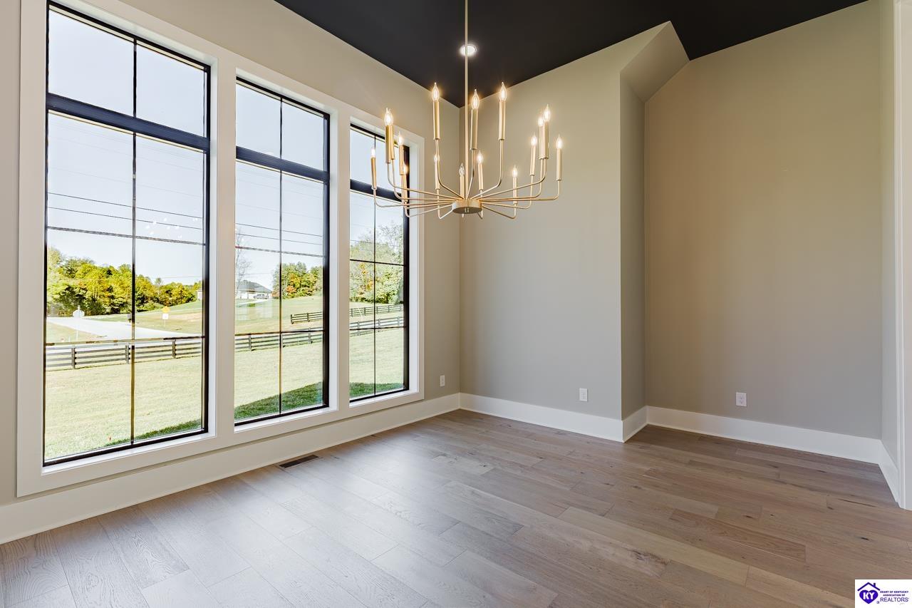 2045 W Rhudes Creek Road