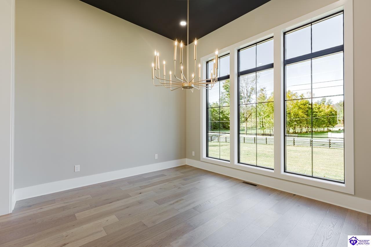 2045 W Rhudes Creek Road