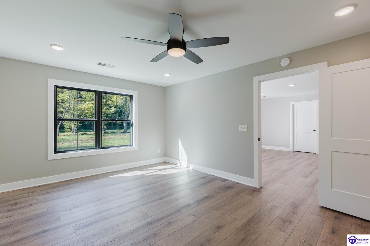 2045 W Rhudes Creek Road