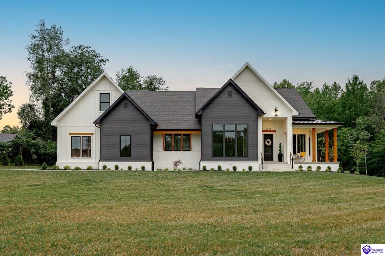 2045 W Rhudes Creek Road