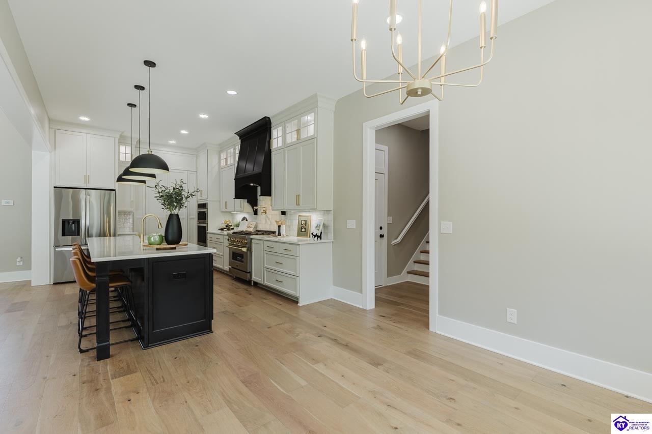 2045 W Rhudes Creek Road