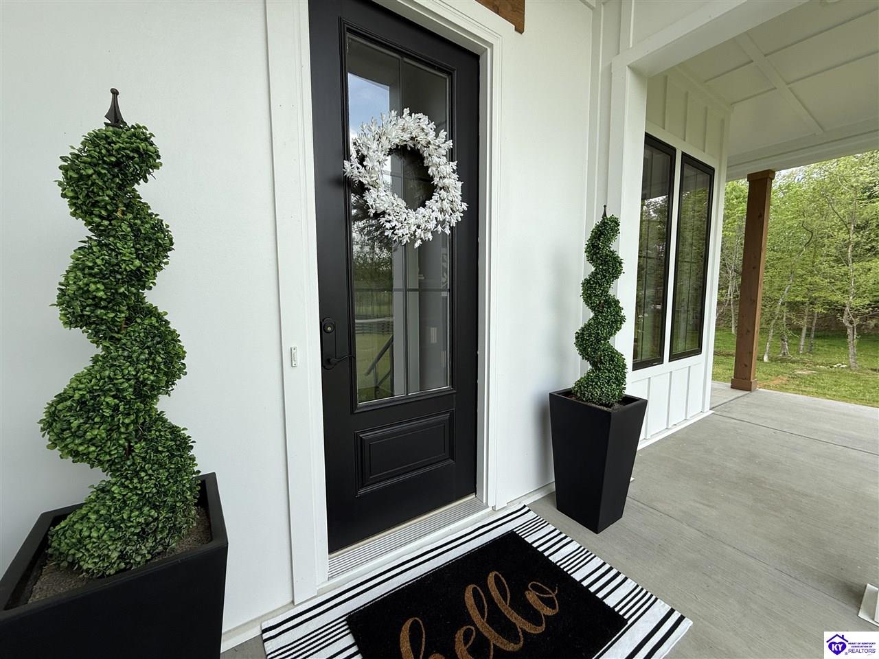 2045 W Rhudes Creek Road