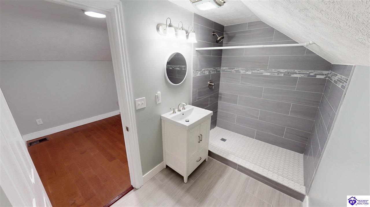 818 Otter Creek Road