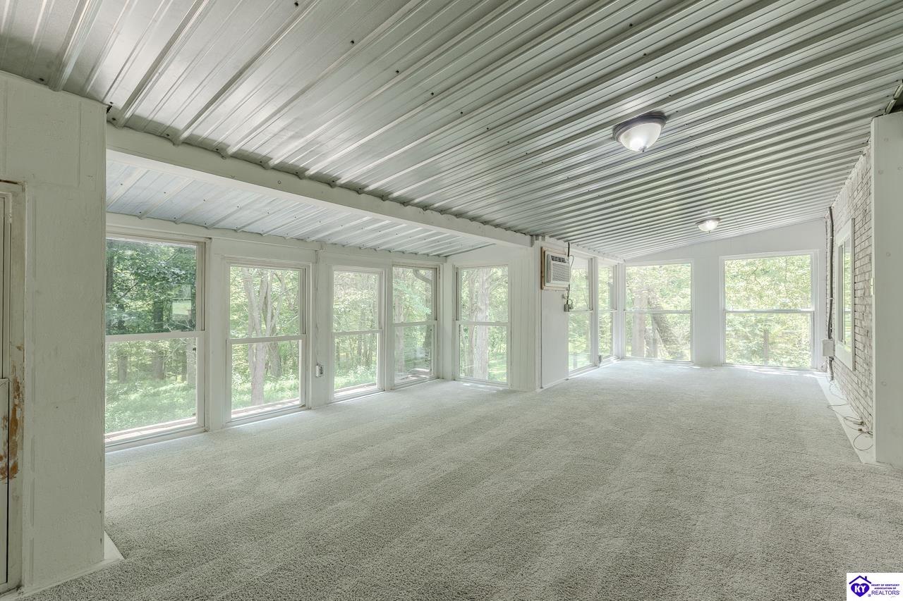 343 Meadowview Drive