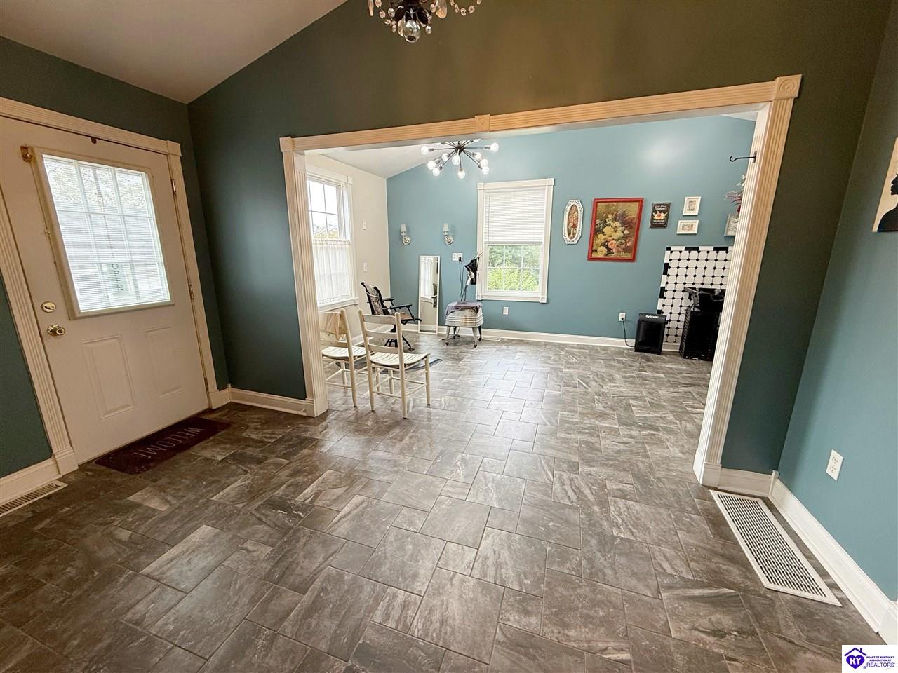 1445 Campbellsville Road