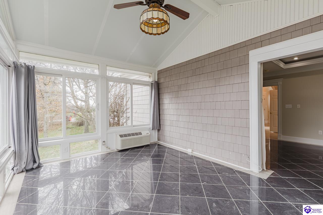 262 Thousand Oaks Drive