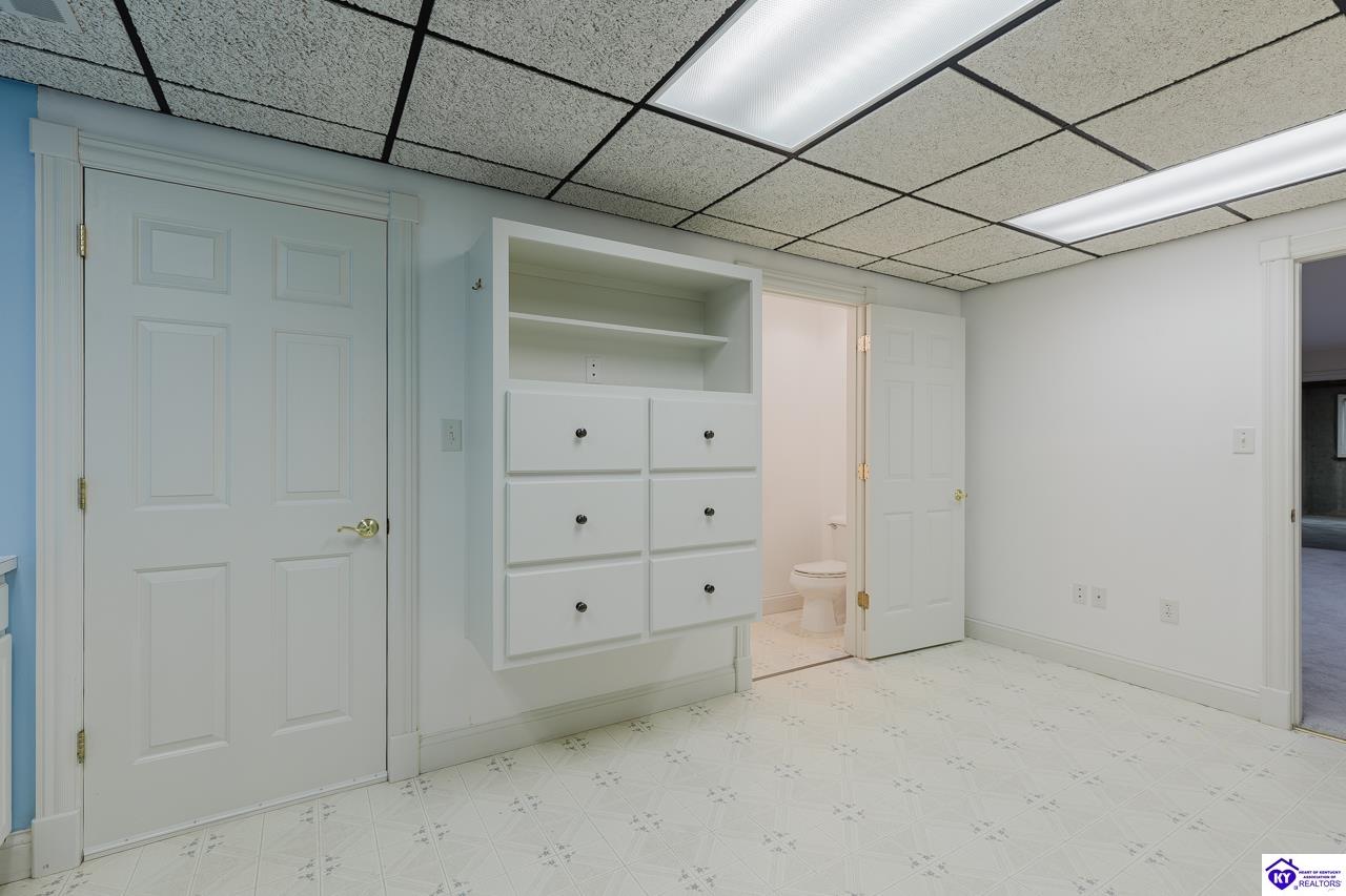 262 Thousand Oaks Drive