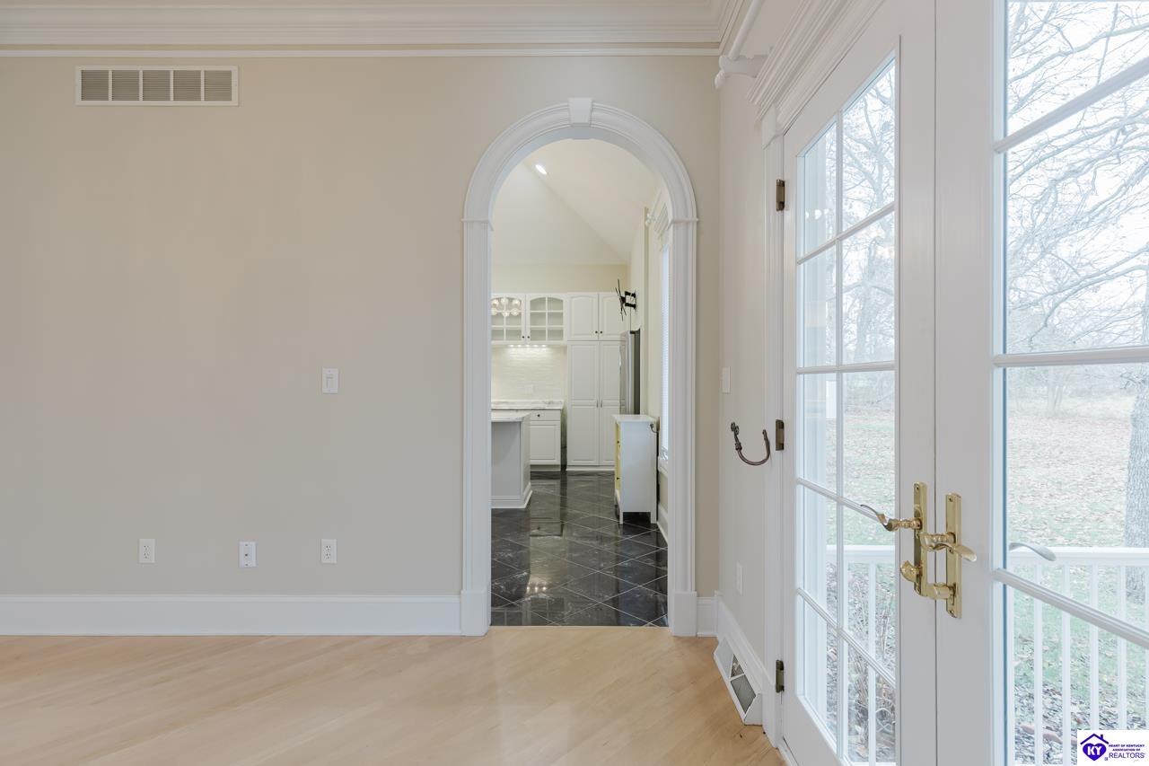 262 Thousand Oaks Drive