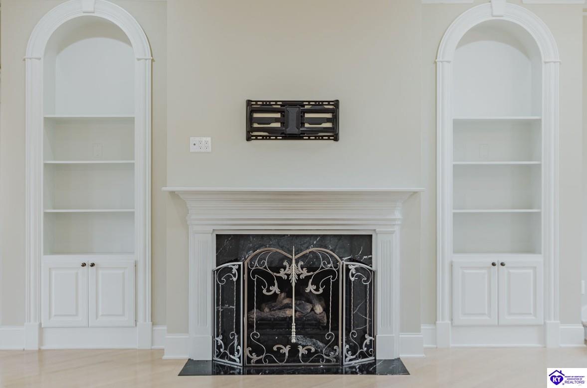 262 Thousand Oaks Drive