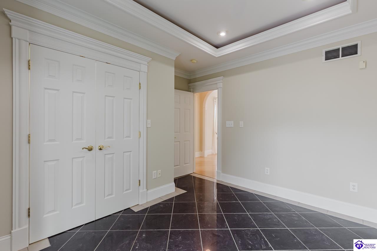 262 Thousand Oaks Drive